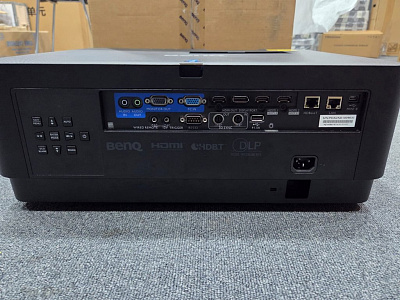 Проектор BenQ LU960ST